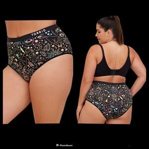 6X 30W Torrid Black Rainbow Active Brief Panty Microfiber Workout Tarot Mystical